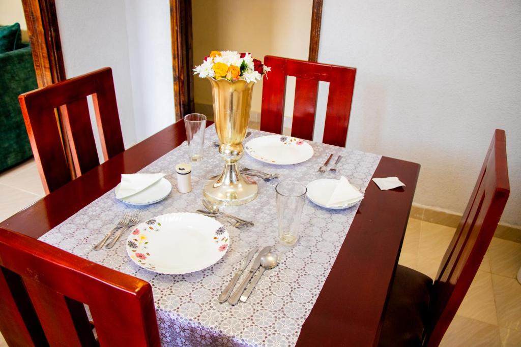 Lavish Haven Home photo 3