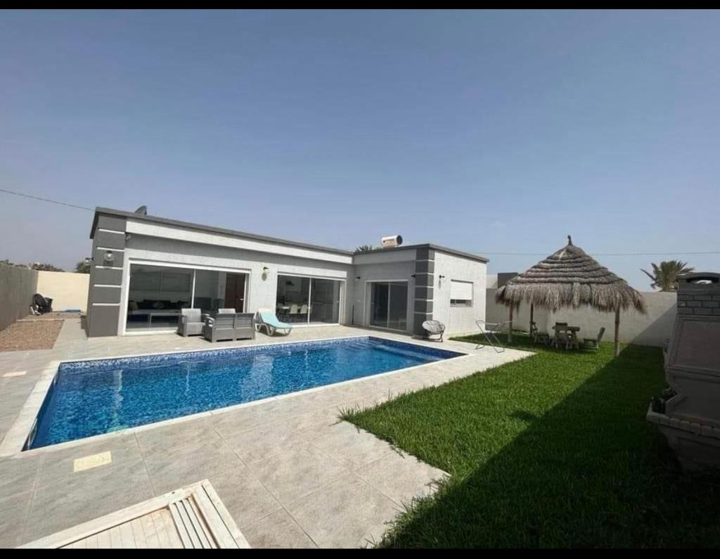 Très belle villa avec piscine sans aucun vis à vis