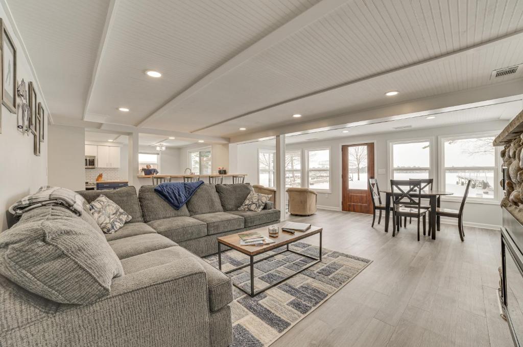 Waterfront Gaylord Getaway with Otsego Lake Access! photo 3