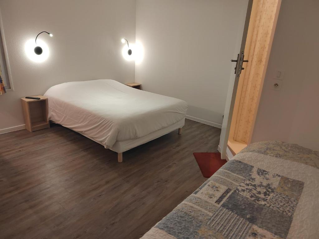 FASTHOTEL PARIS OUEST BOUAFLE - Thumbnail image