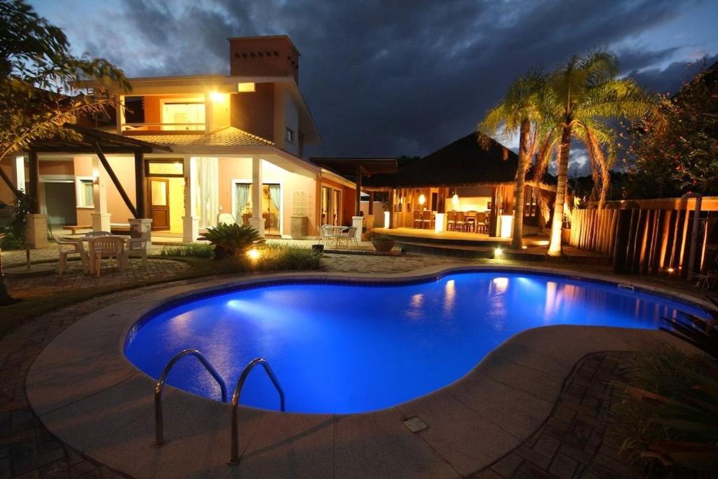 Charmosa Casa Boa Vida Mariscal com piscina.