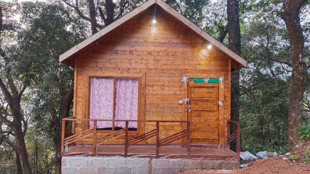 Jhari Mountain View (Tree house) Homestay photo 4
