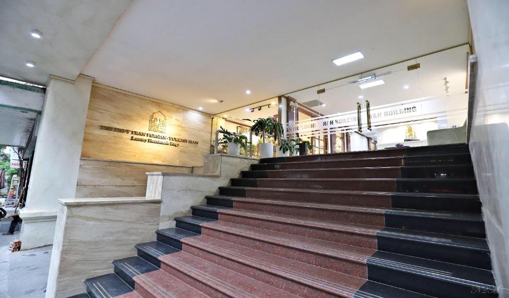 Luxury Apartment Nguyen Du