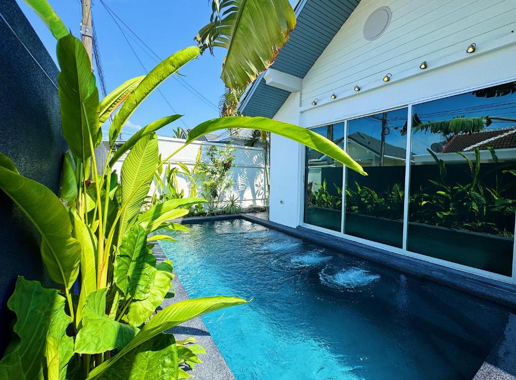 Contemporary 3bd Safari Villa Near Nai Yang Beach photo 1