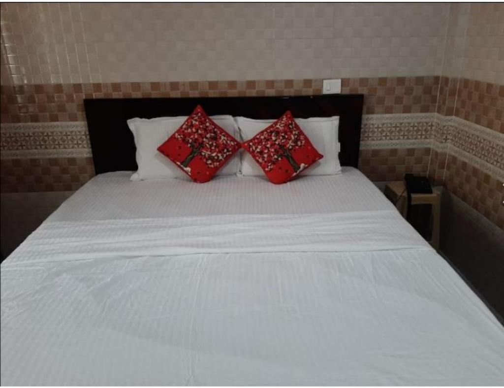 Hotel Kailash Parvat, Chintpurni, HP photo 2