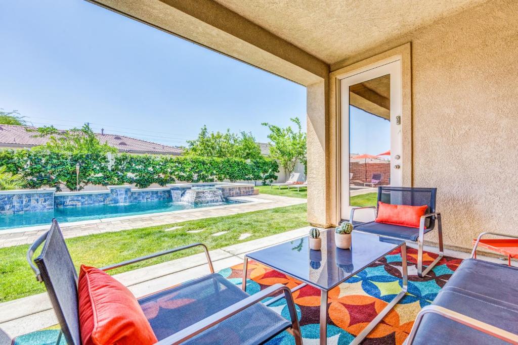 Magnolia by AvantStay Magnificent Coachella Valley Oasis w Pool Spa photo 2