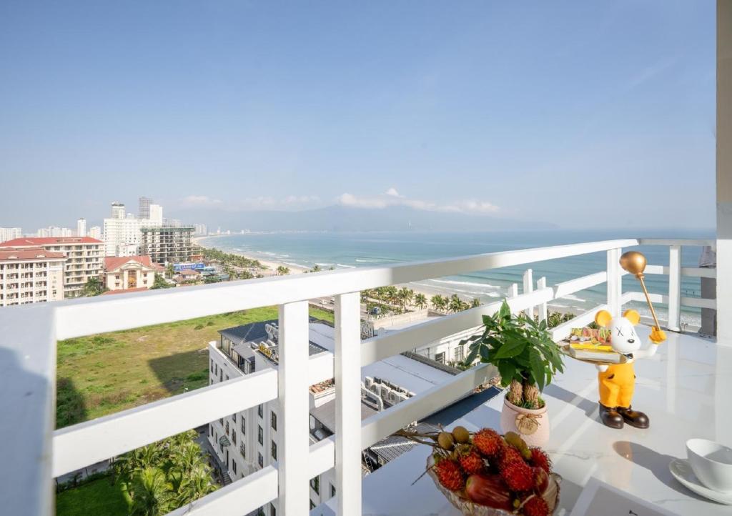 Dragon Bridge view, 2BR,Apartment-nearby My Khe beach 100met