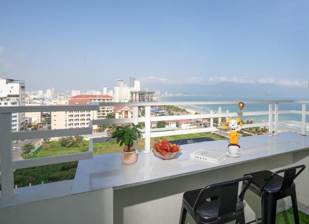 Dragon Bridge view, 2BR,Apartment-nearby My Khe beach 100met