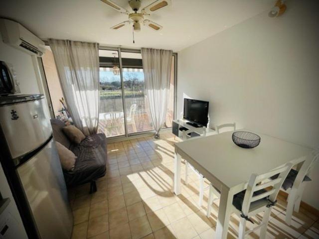 AS24000 - Studio cabine avec parking, wifi , clim et piscine photo 2
