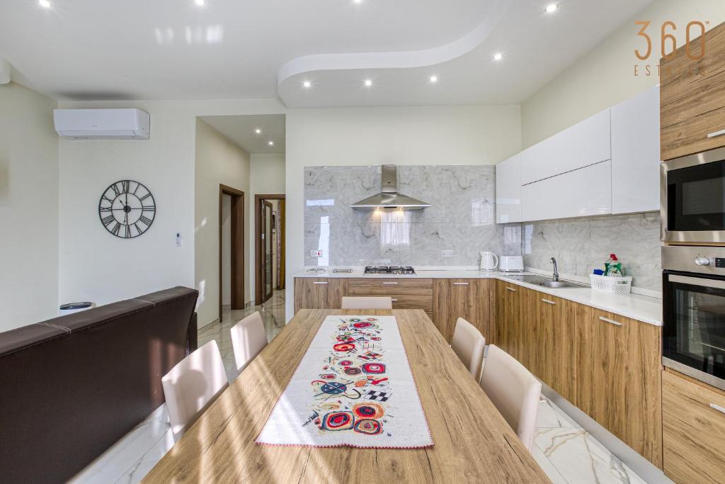 A charming home in the quaint village of Imgarr by 360 Estates photo 4
