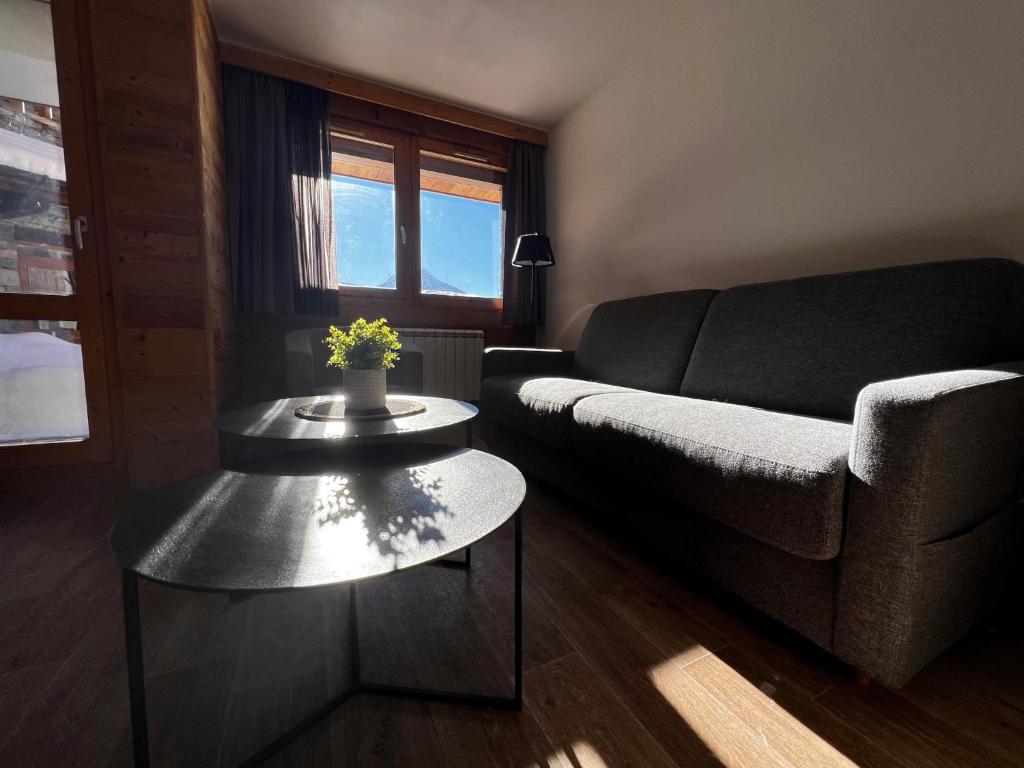 Haut Belle Plagne, vue montagnes, au pied des pistes, proche de l'ESF & espace piscine inclus photo 2