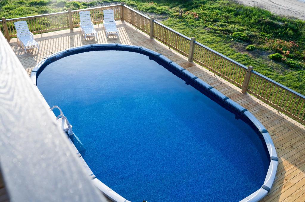 Crystal Beach Beachfront, Heated Pool, Sleeps 10 photo 1