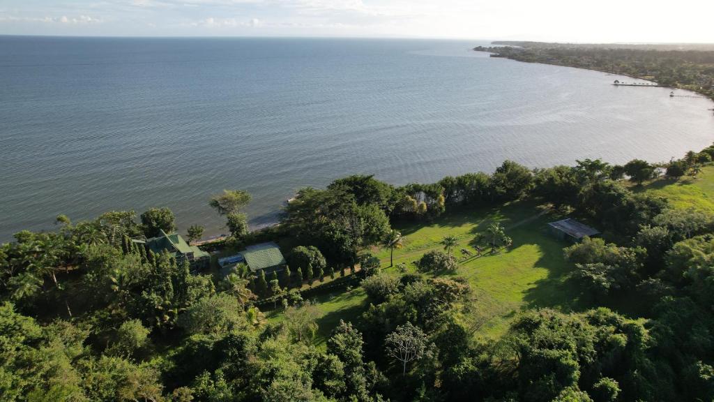 Belize Bay Estate photo 1