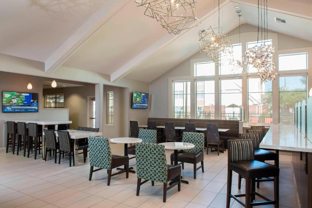 Residence Inn by Marriott New Orleans Metairie image