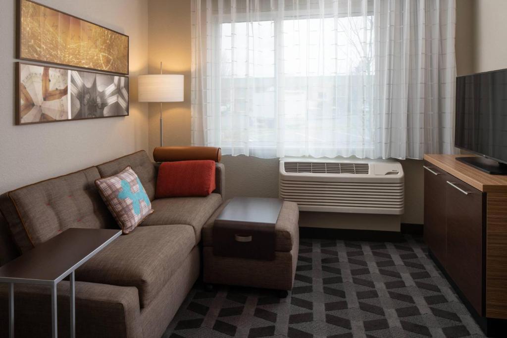 TownePlace by Marriott Suites Clarksville photo 4