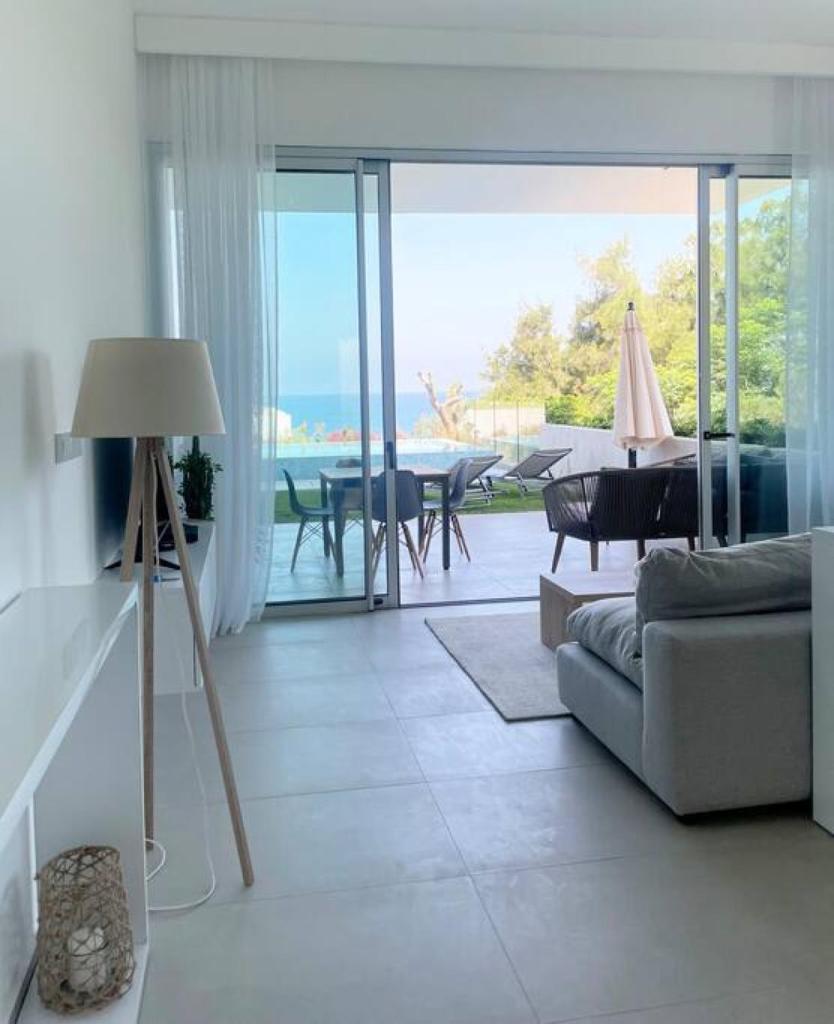Amchit Bay Beach Residences 1BR w Private Pool photo 2
