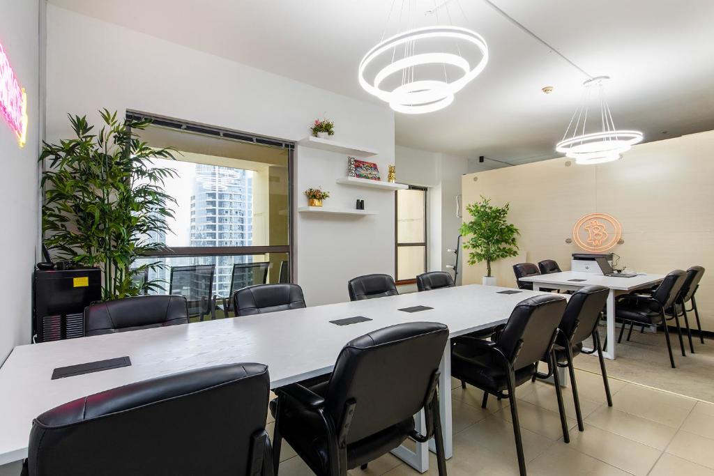 Berloga Capsule JBR photo 1
