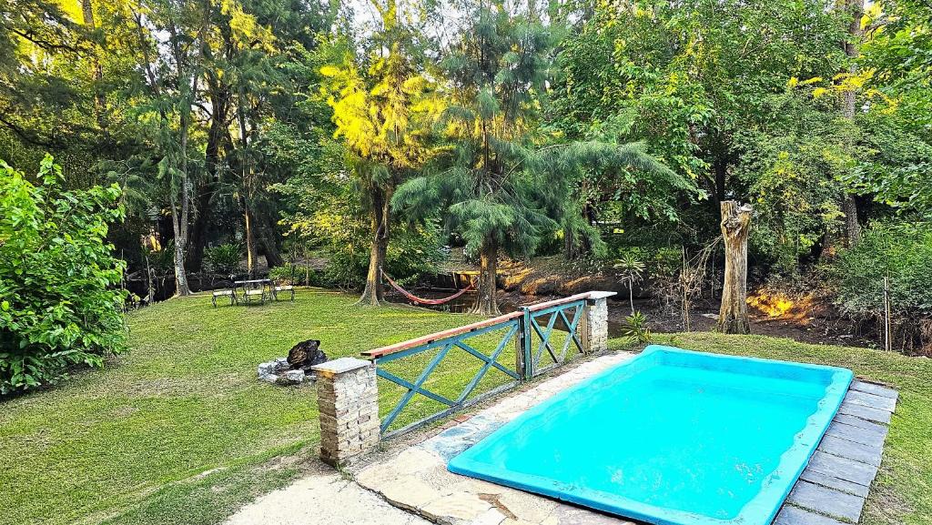 Casa con PILETA al borde del RIO photo 1