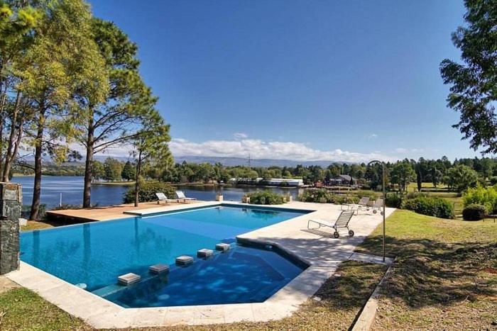 Casa exclusiva frente al lago, por RENT Lago Los Molinos photo 3
