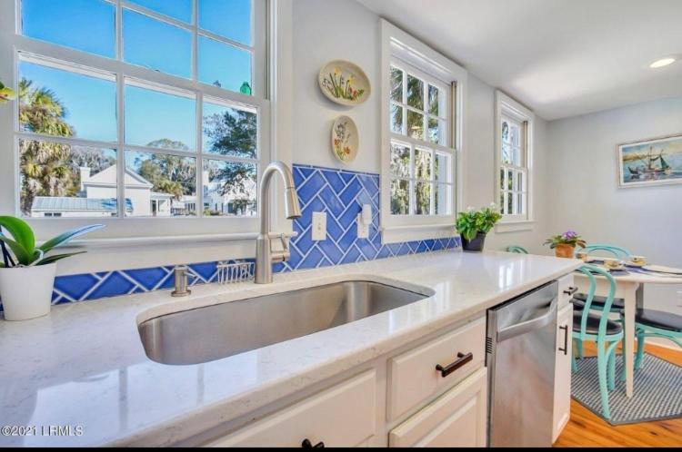 Sea Glass Cottage on Duke - Three Bedrooms Downtown Beaufort photo 3