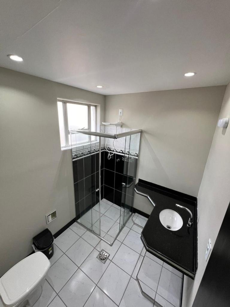Apartamento na região central. Diária de quartos privativos. photo 3