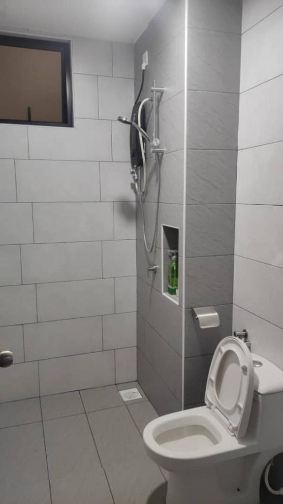 Homestay Desaru Penawar 3 Bilik -3 Aircond with POOL & Gym & Water Filter Equipped! photo 1