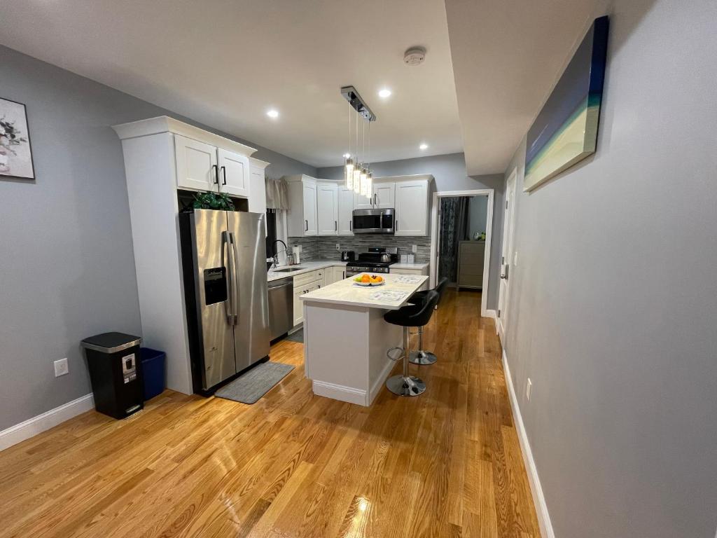 Boston Luxury 3 bedroom Private Condo photo 4