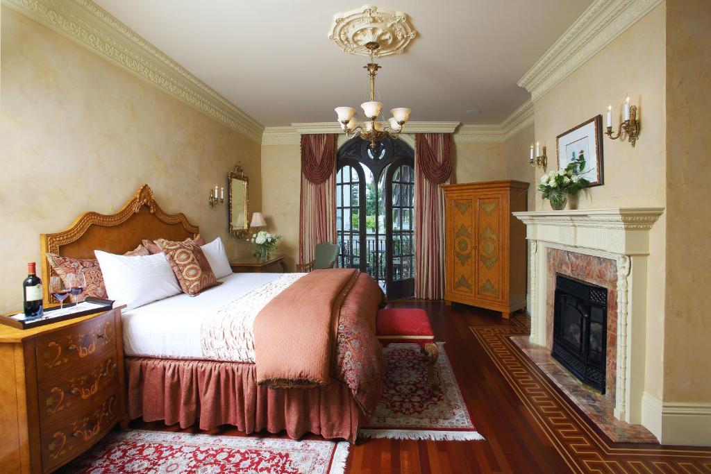 Ledson Hotel & Zina Lounge photo 3