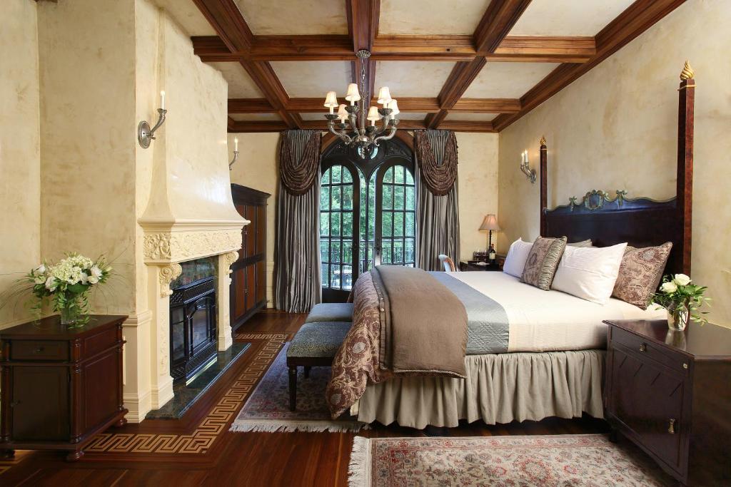 Ledson Hotel & Zina Lounge photo 4