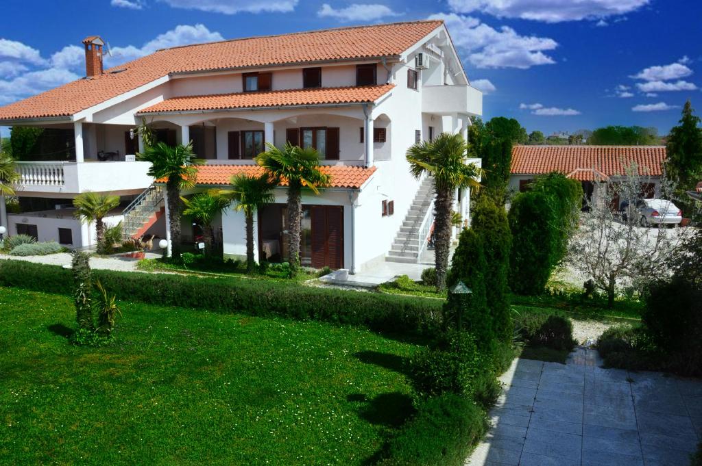 Apartments Aurelia photo 1