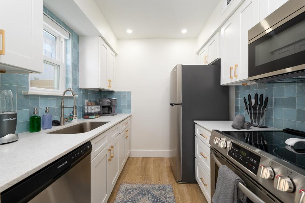 Be A Nomad 2 br Close to the Beach photo 2