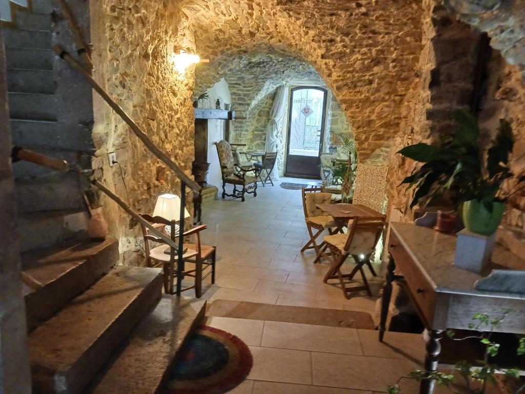 Au coeur du Caylar photo 3