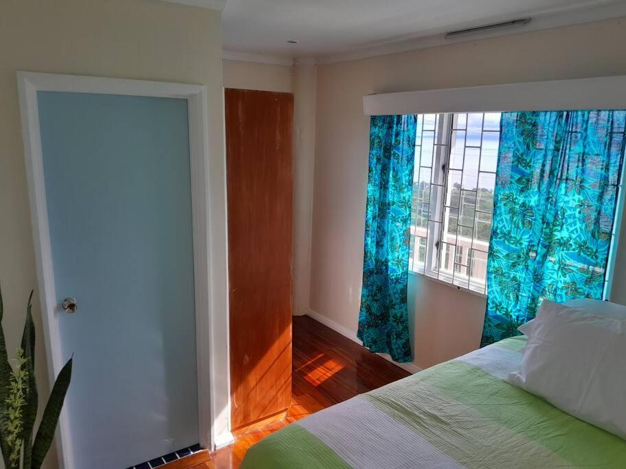 Horizon House Private Retreat with 360* Bay view photo 2
