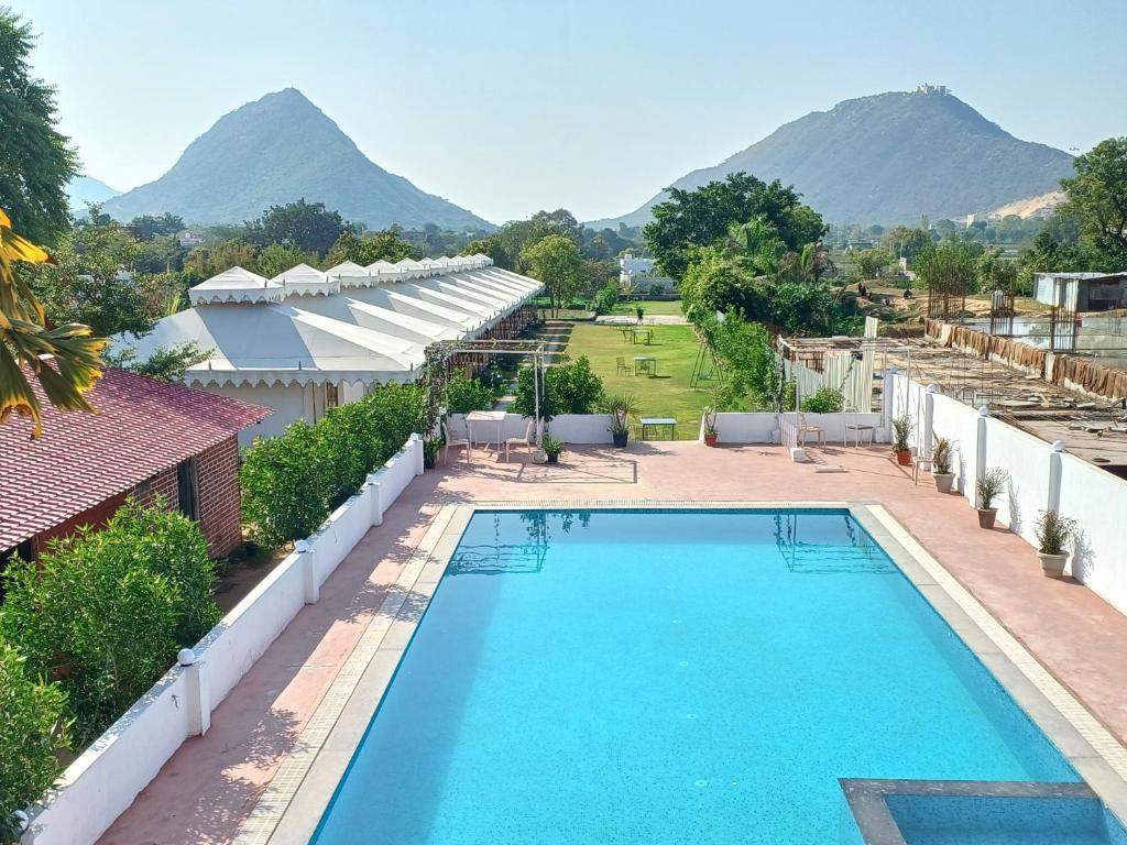 Royal Pushkar Camps- a Luxury Camp Resort