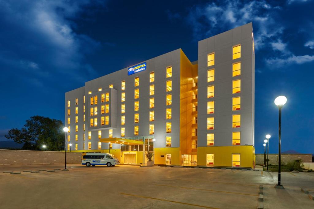 City Express by Marriott Ensenada photo 4