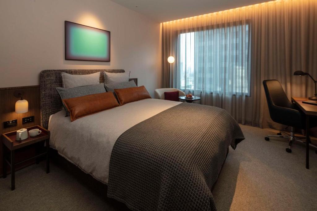 Next Hotel Melbourne, Curio Collection by Hilton Room Type - Queen Room