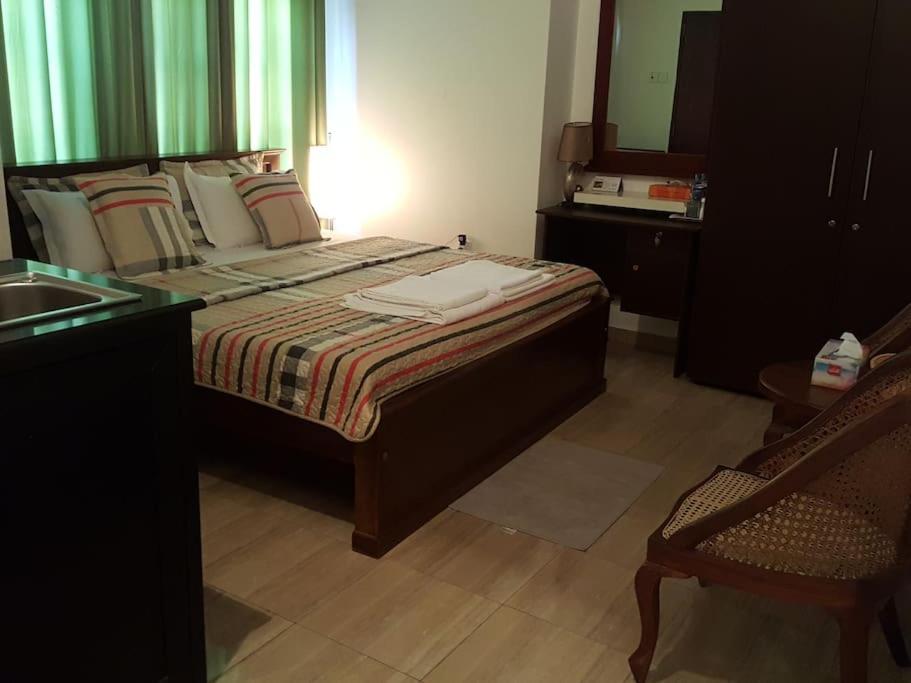 Maharagama 5BR bungalow 1BR USD 21 per night photo 1