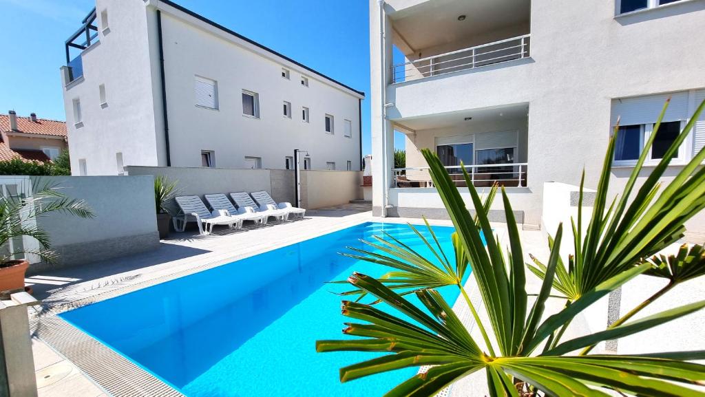 Apartments Le Mare - Pool, Sandstrand, Meerblick, W-Lan, Grill