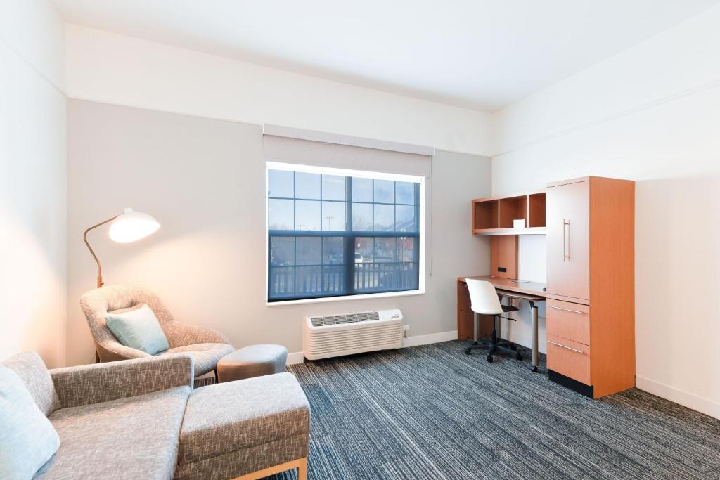 Towneplace Suites Fredericksburg image