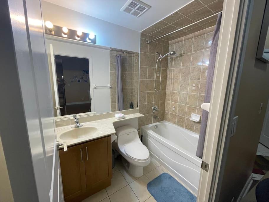 Magnificent 2bed 2bath Condo photo 4