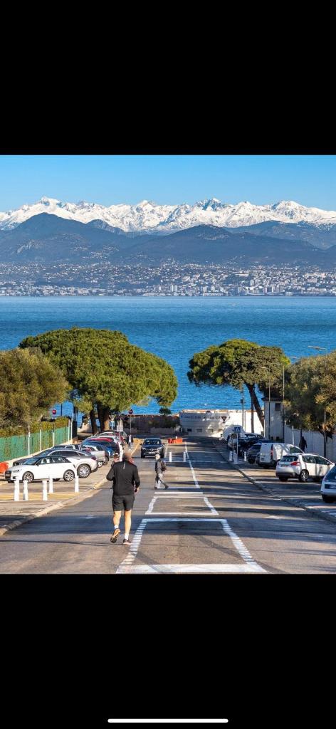 Vue mer et sur la baie de Cannes randonnée VTT au pied de l Esterel photo 1