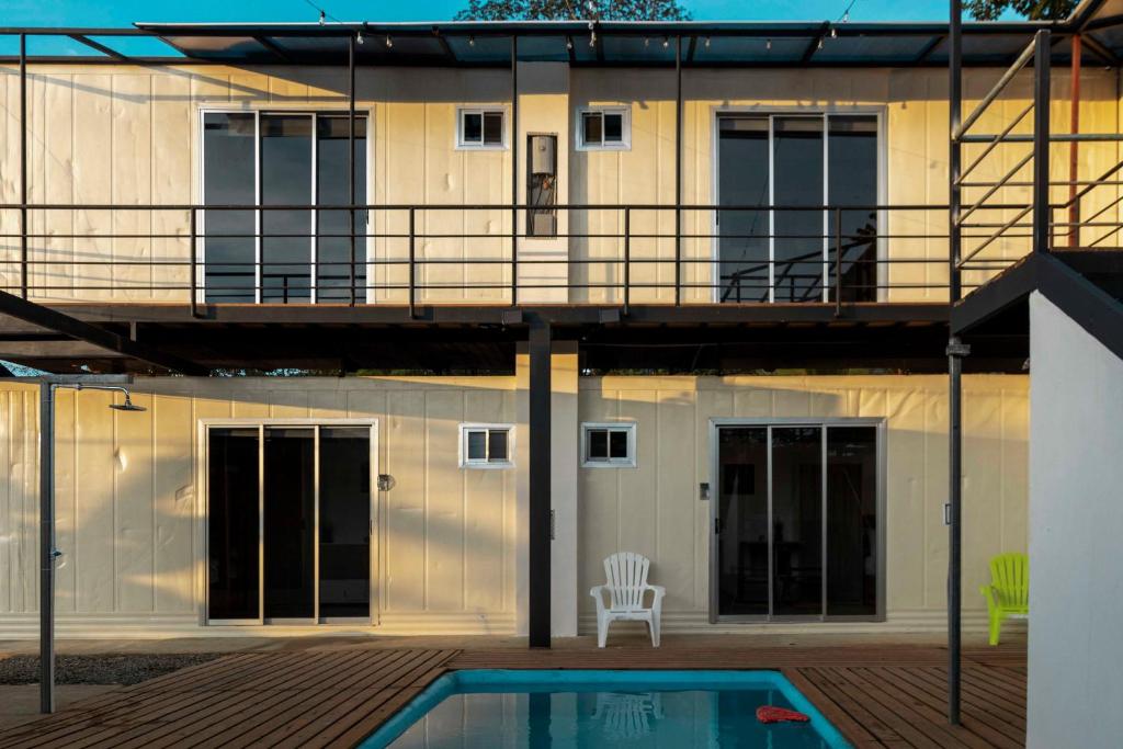 Emi’s Place Container Living photo 3