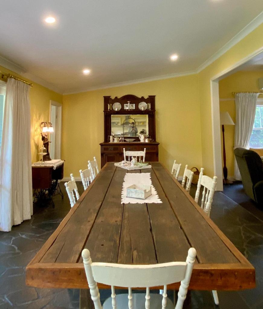 Warburton House photo 3