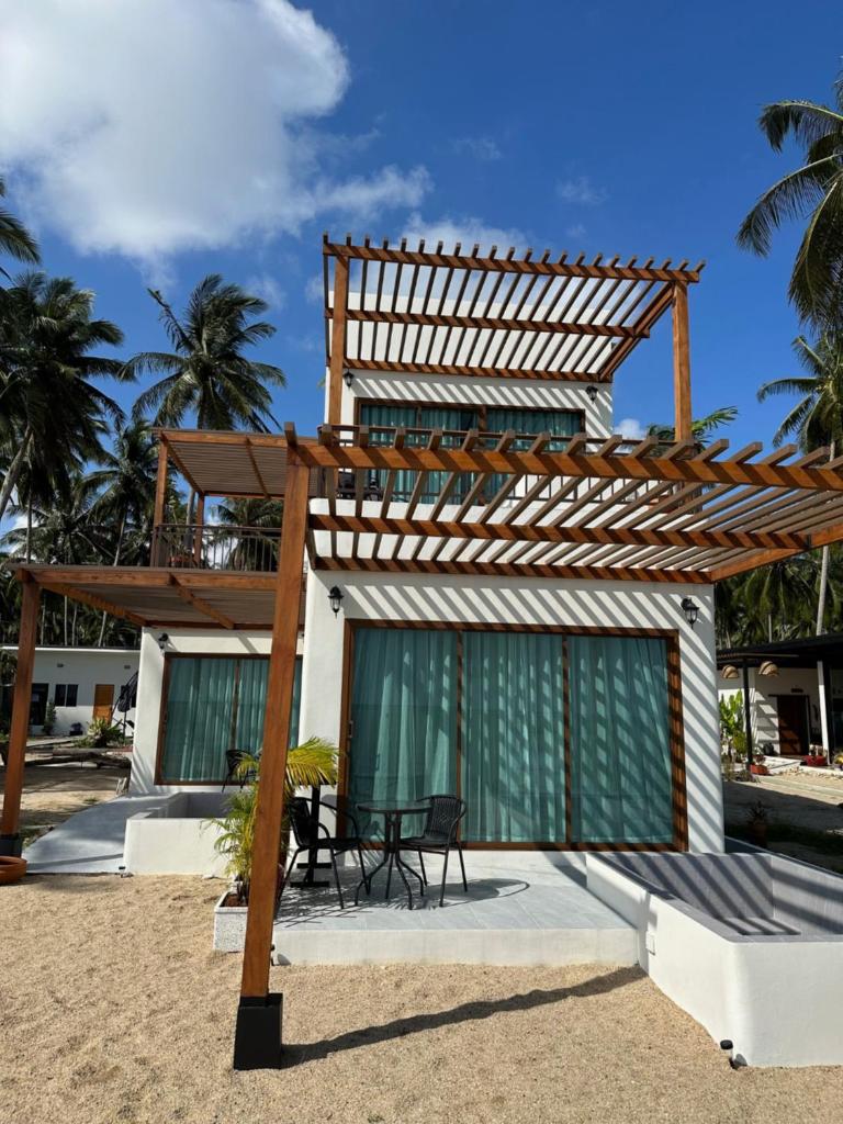Chansi Beachresort photo 1