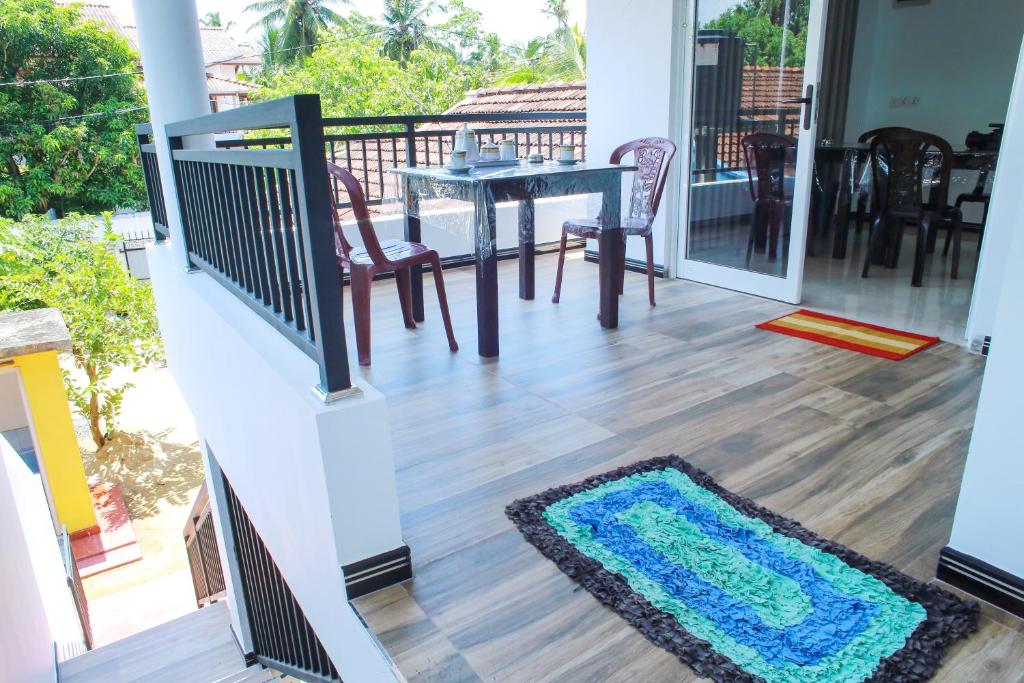 Amible Guest Home - Tap to explore photos