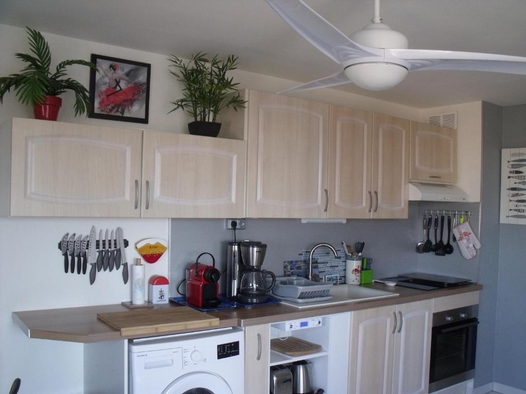 Appartement T2, Climatisé, 3 étoiles, 40m2 ,parking privé, Mer 300m, Wifi, Piscines, très propre, Ascenseurs, en étage photo 3
