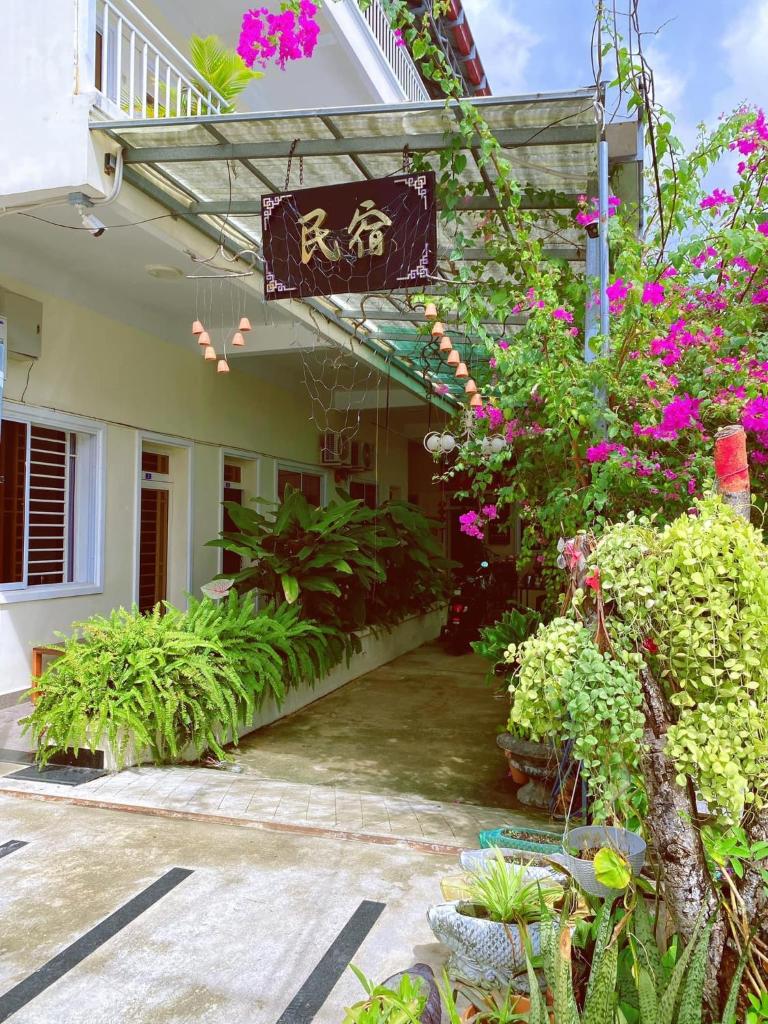Flower Home ផ្ទះសំណាក់ ហូមផ្កា photo 1
