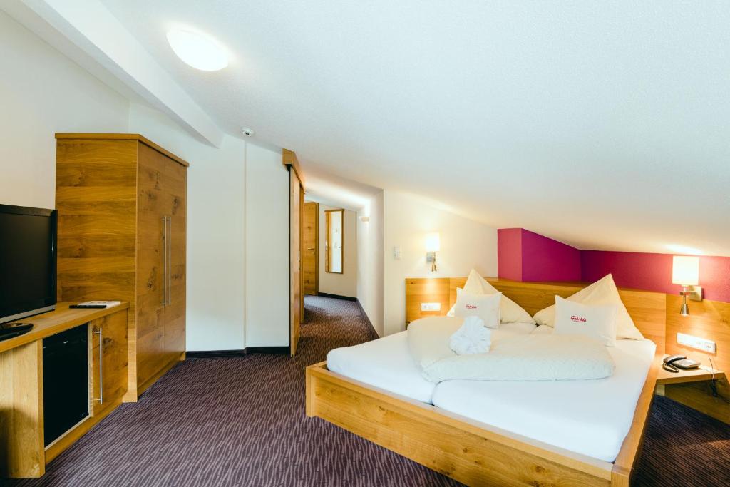 Hotel Gabriela photo 4
