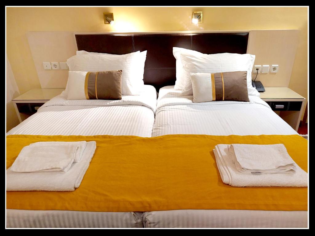 Lakonia Hotel photo 3