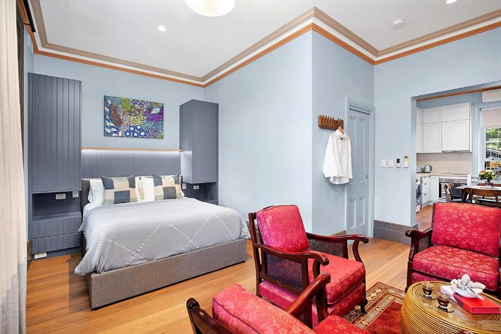 Stylish Surry Hills Heritage Retreat photo 4